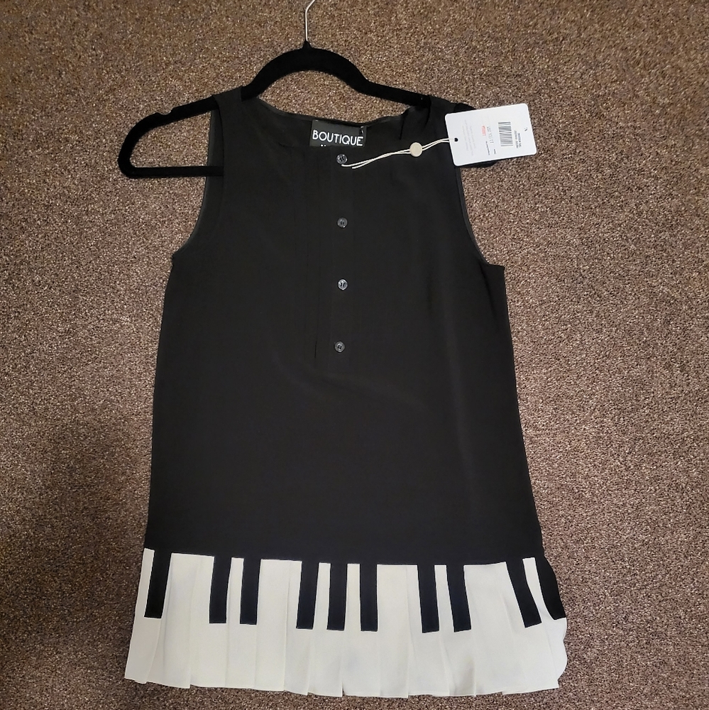 Moschino piano top